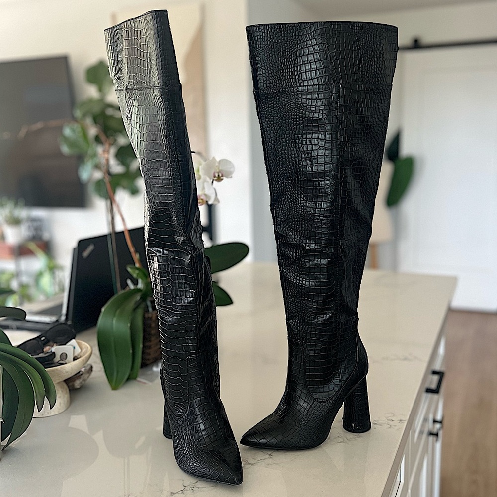 Public Desire Lara Thigh High Boots
Size: 5W